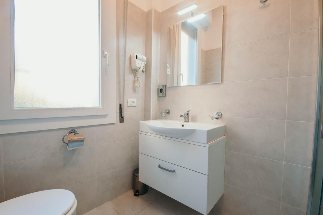 Apartment Al 13 Blu - Lakeside Leisure & Business *