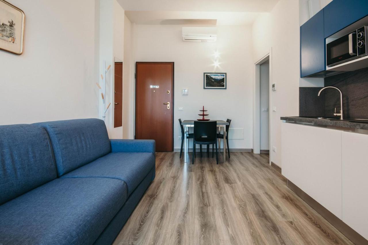 Al 13 Blu - Lakeside Leisure & Business Stresa